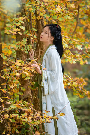 少妇被按摩师摸高潮了