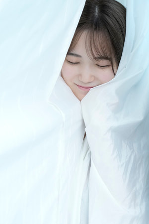 小卖部丰满老板嗷嗷叫的故事